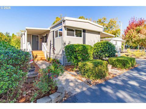 4800 BARGER DR 80 Eugene OR 97402