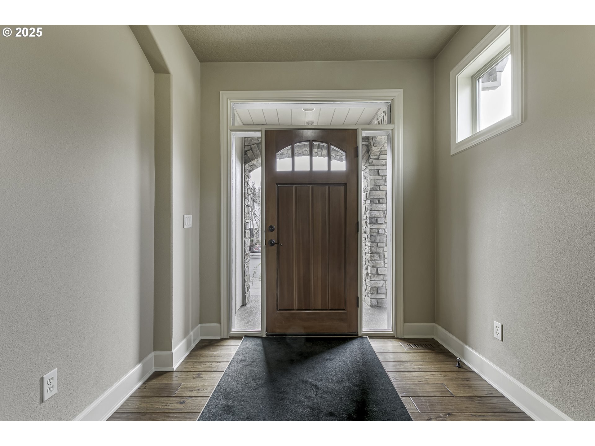 7915 SW SUMMERTON ST