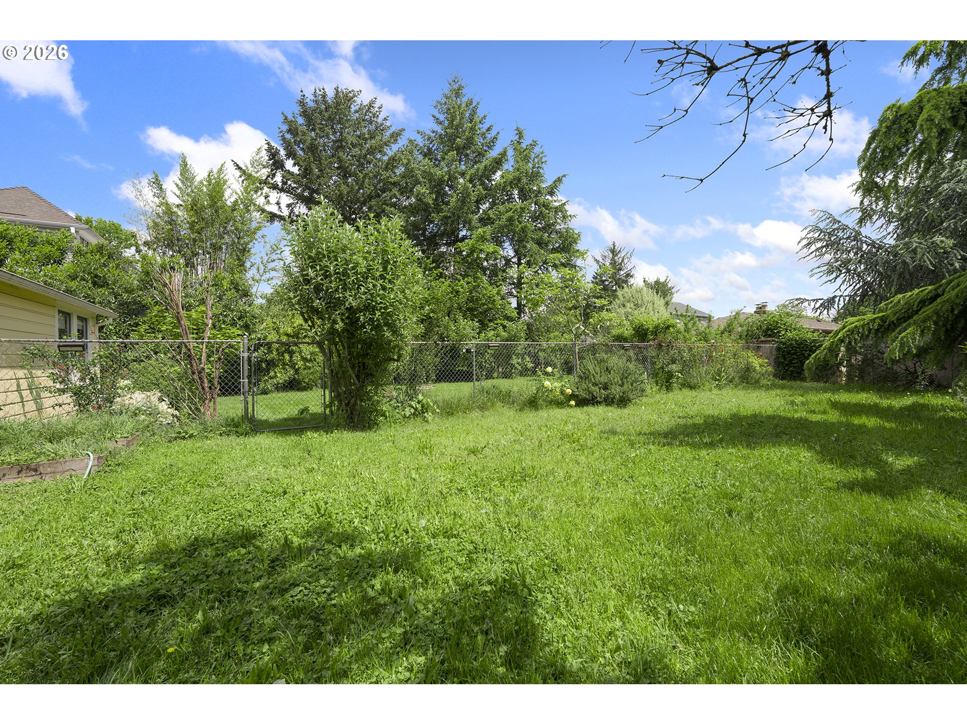 542 NE 80TH AVE