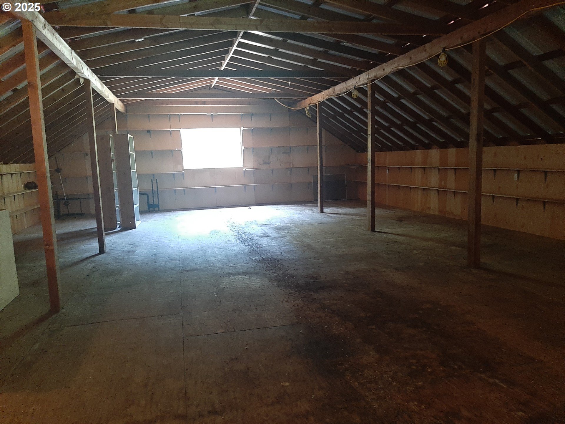 Days Creek, Oregon 97429, United States, 3 Bedrooms Bedrooms, ,2 BathroomsBathrooms,Residential,Active,170848