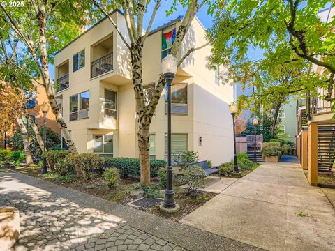 1535 SW CLAY ST 134 Portland OR 97201