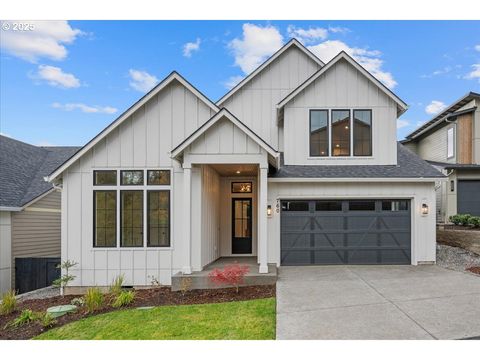 Photo of 760 N V St, Washougal, WA 98671 (MLS # 112977007)
