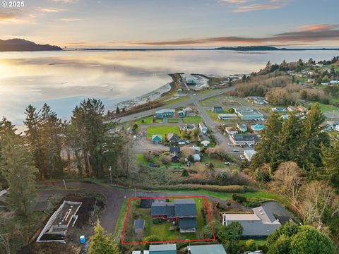 9215 6TH ST Bay City OR 97107