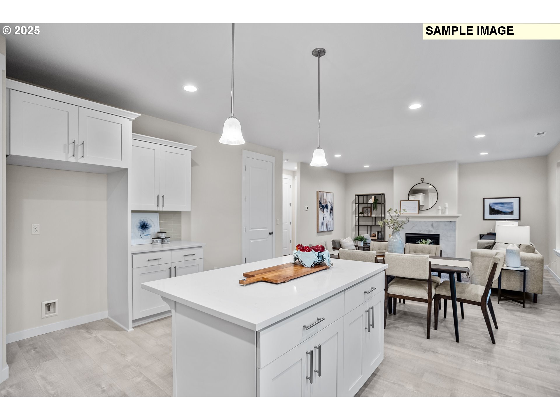 1547 N Millican Creek ST