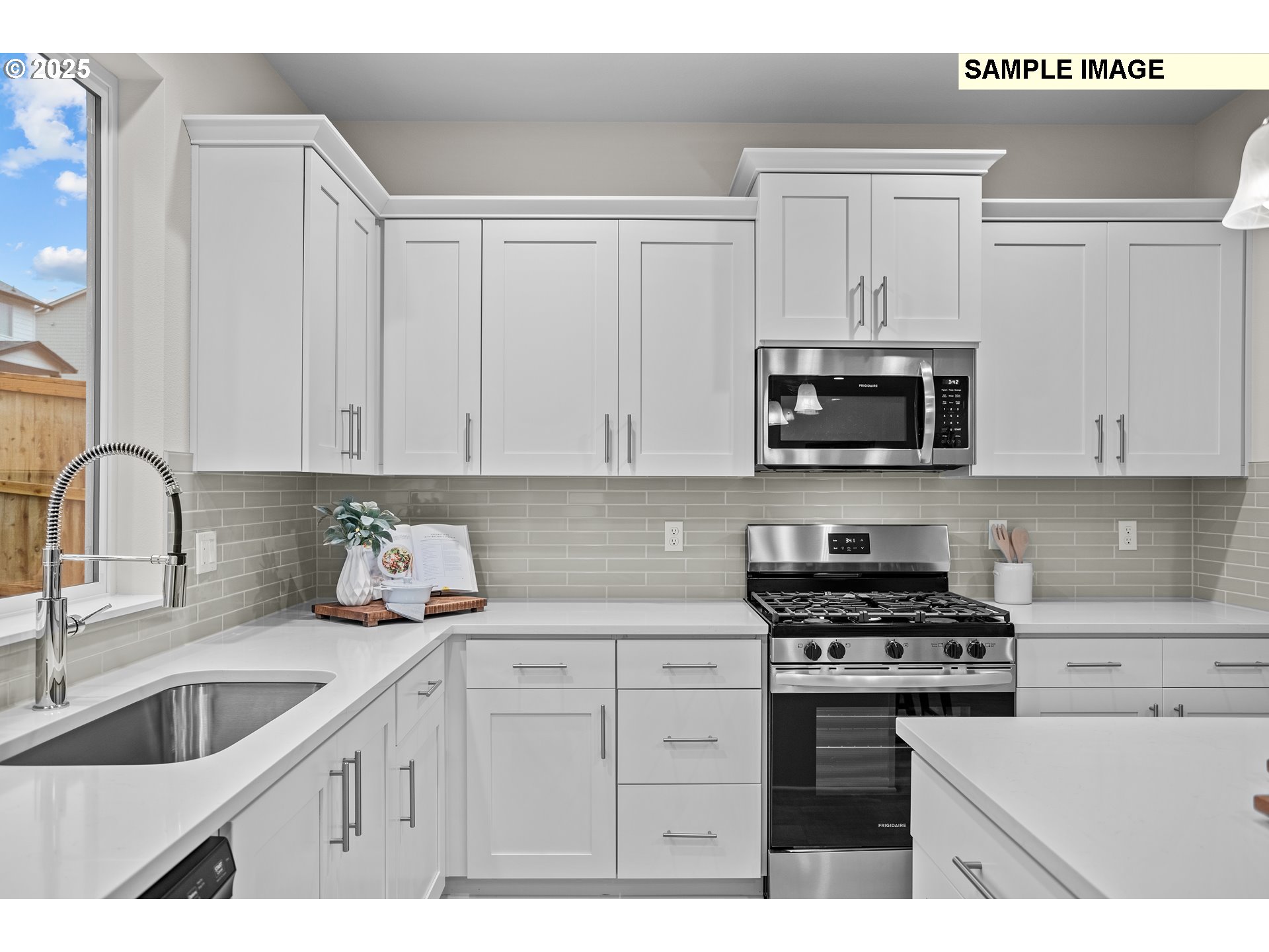 1547 N Millican Creek ST