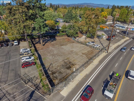 16057 NE HALSEY ST, PORTLAND, OR 97230 - Image 38e2c2c89aa4e4dc3af73e5dbe0a32c5/293879841