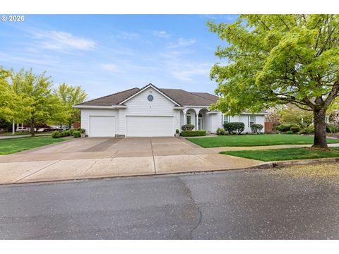 Photo of 1702 NW Troon Ct, McMinnville, OR 97128 (MLS # 276644794)