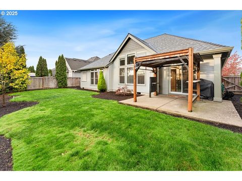 A home in Woodburn