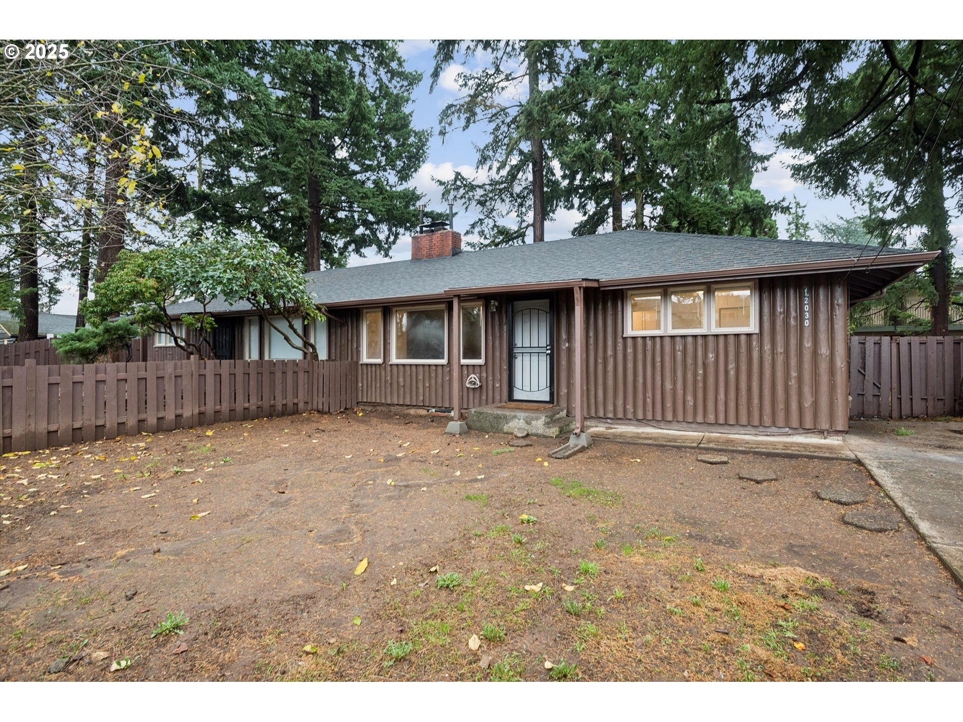 12030 NE HOLLADAY ST