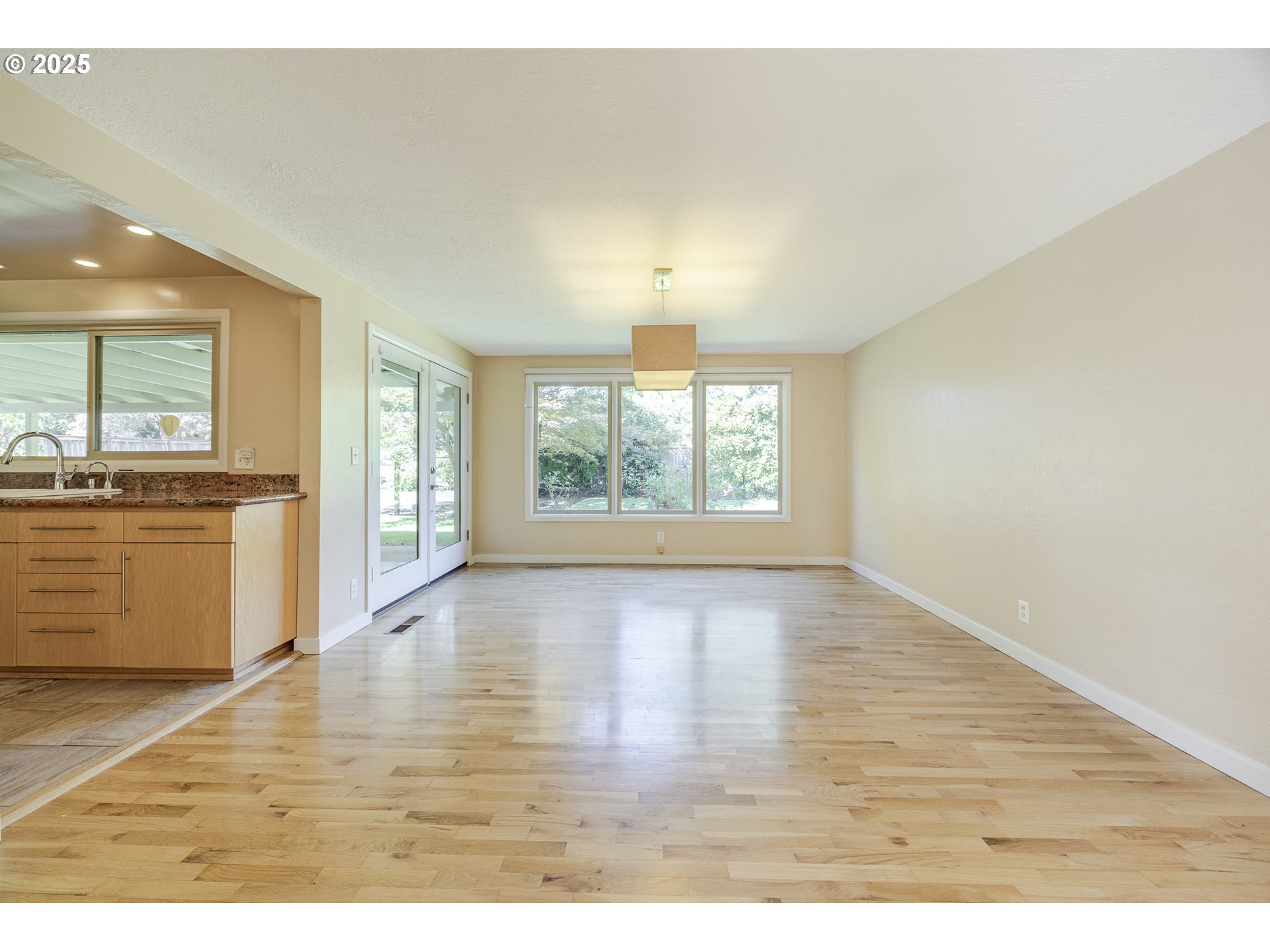 529 ANTELOPE WAY