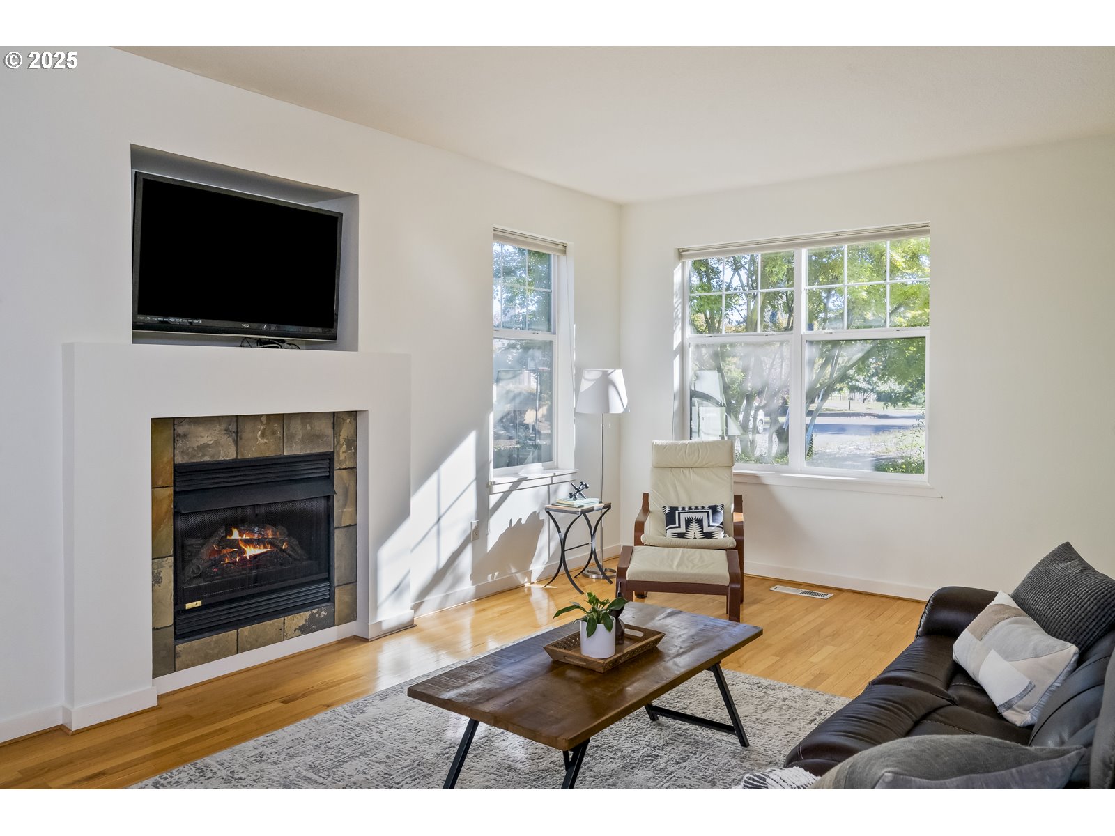 6737 NE OREGON ST