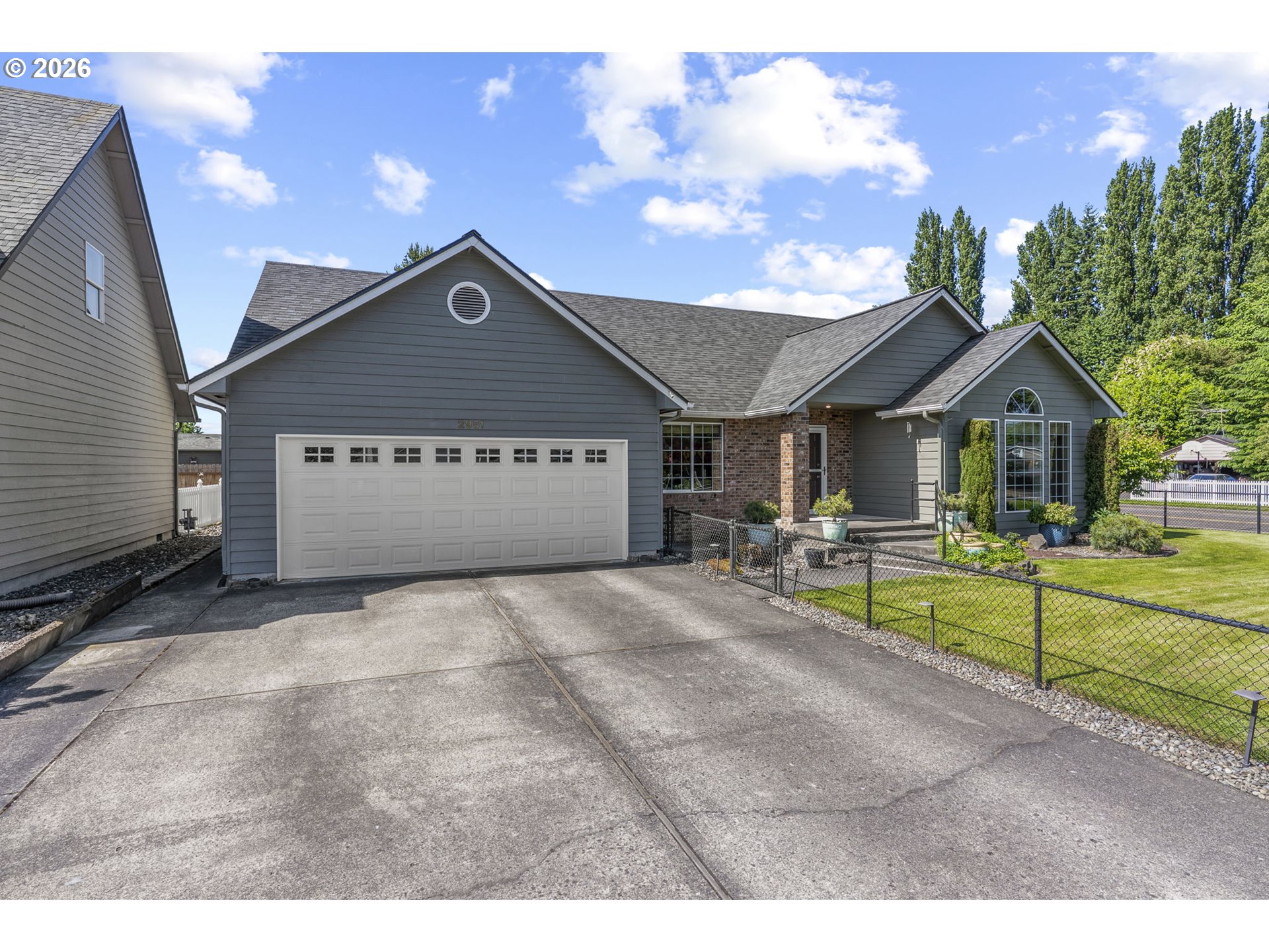 2951 PREMIERE PL