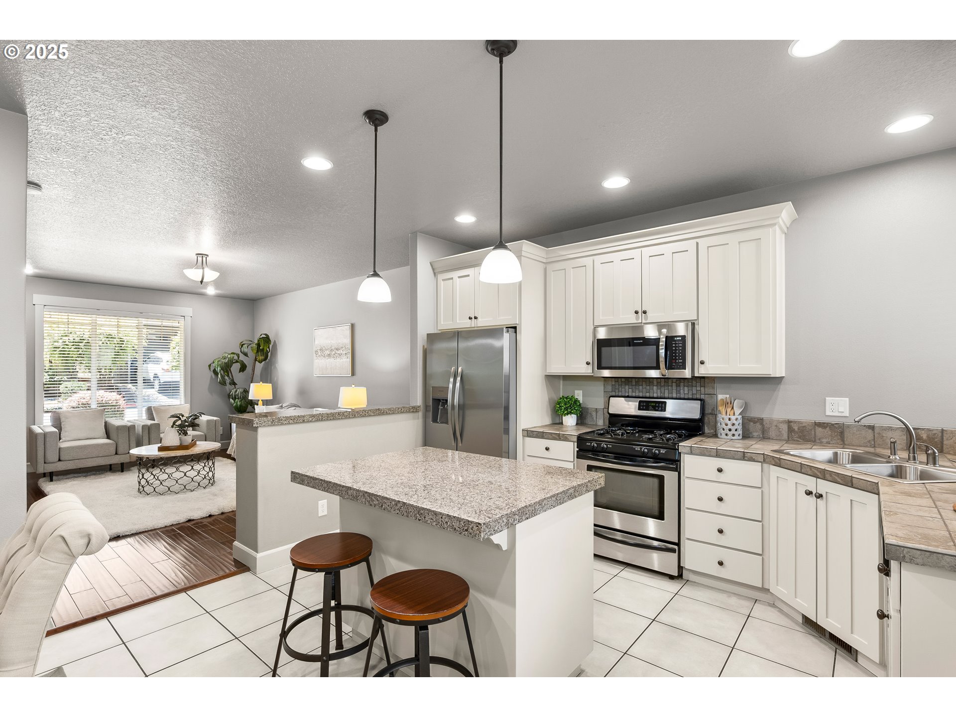 5227 SE BANDON LN