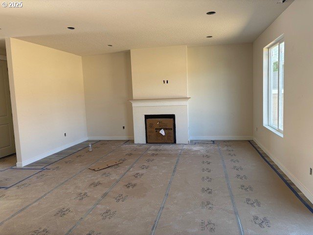 332 W 17th ST