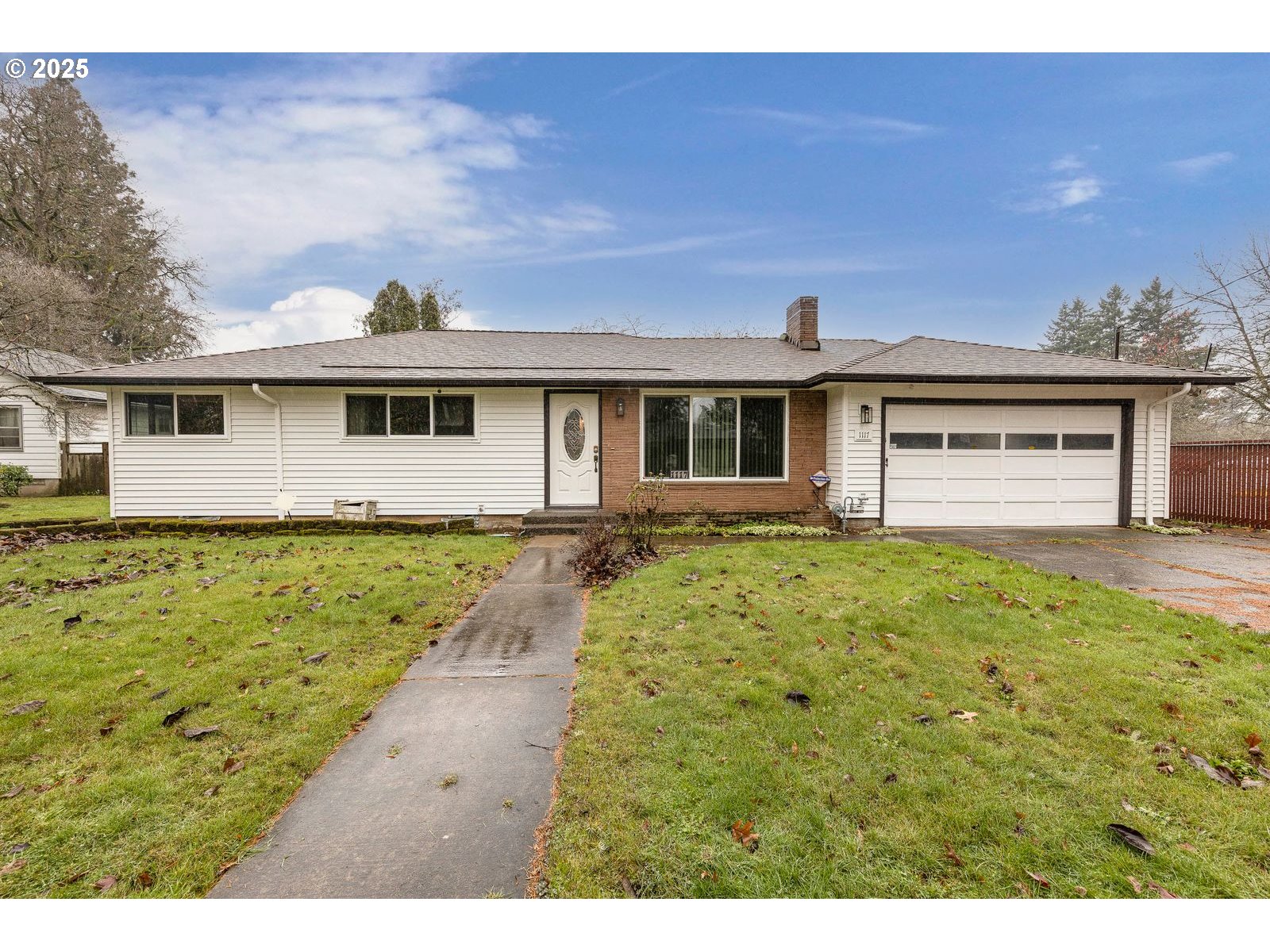 Photo 1 of 19 — 1117 SE 135TH AVE, Portland, OR 97233