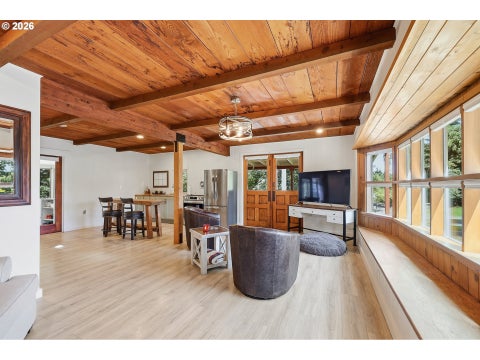 Tiny photo for 85338 Nestle Way, Pleasant Hill, OR 97455 (MLS # 110565088)