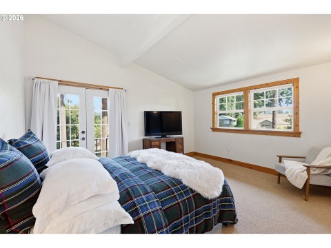 Tiny photo for 85338 Nestle Way, Pleasant Hill, OR 97455 (MLS # 110565088)
