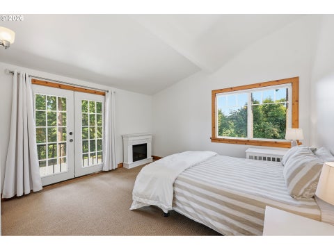 Tiny photo for 85338 Nestle Way, Pleasant Hill, OR 97455 (MLS # 110565088)