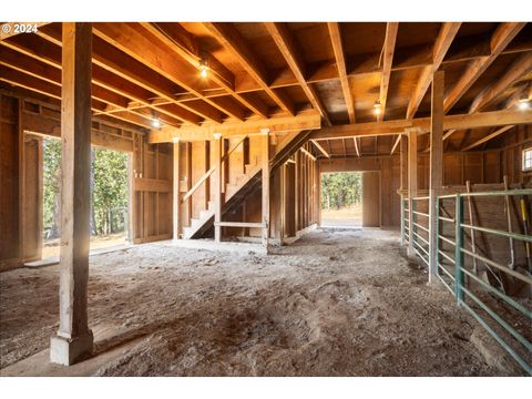 A home in Roseburg