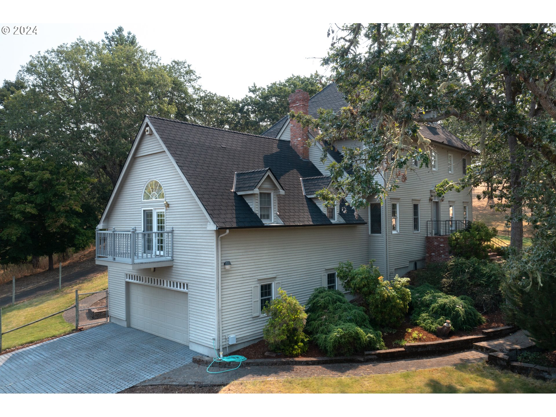 588 S DEER CREEK RD