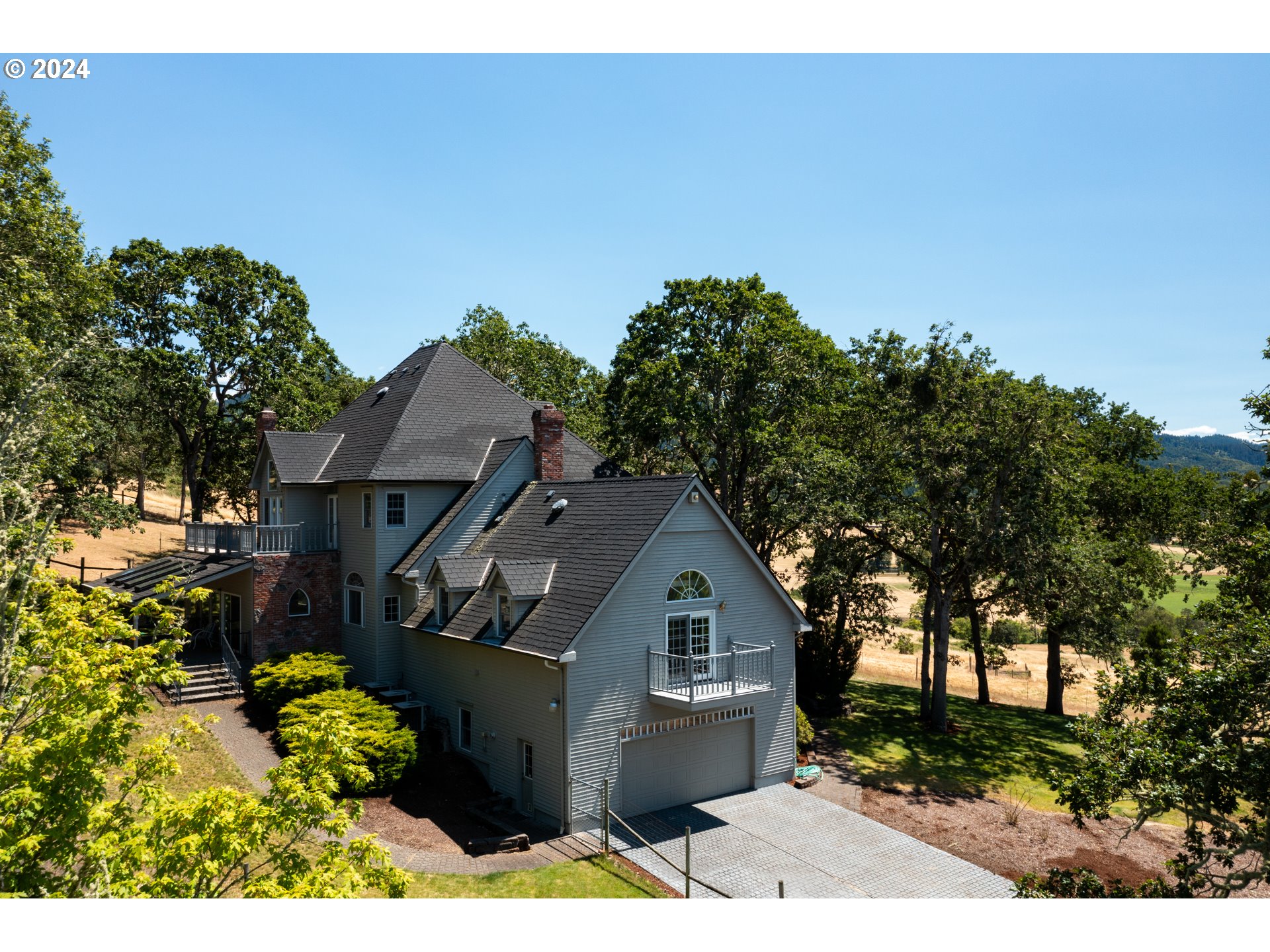 588 S DEER CREEK RD