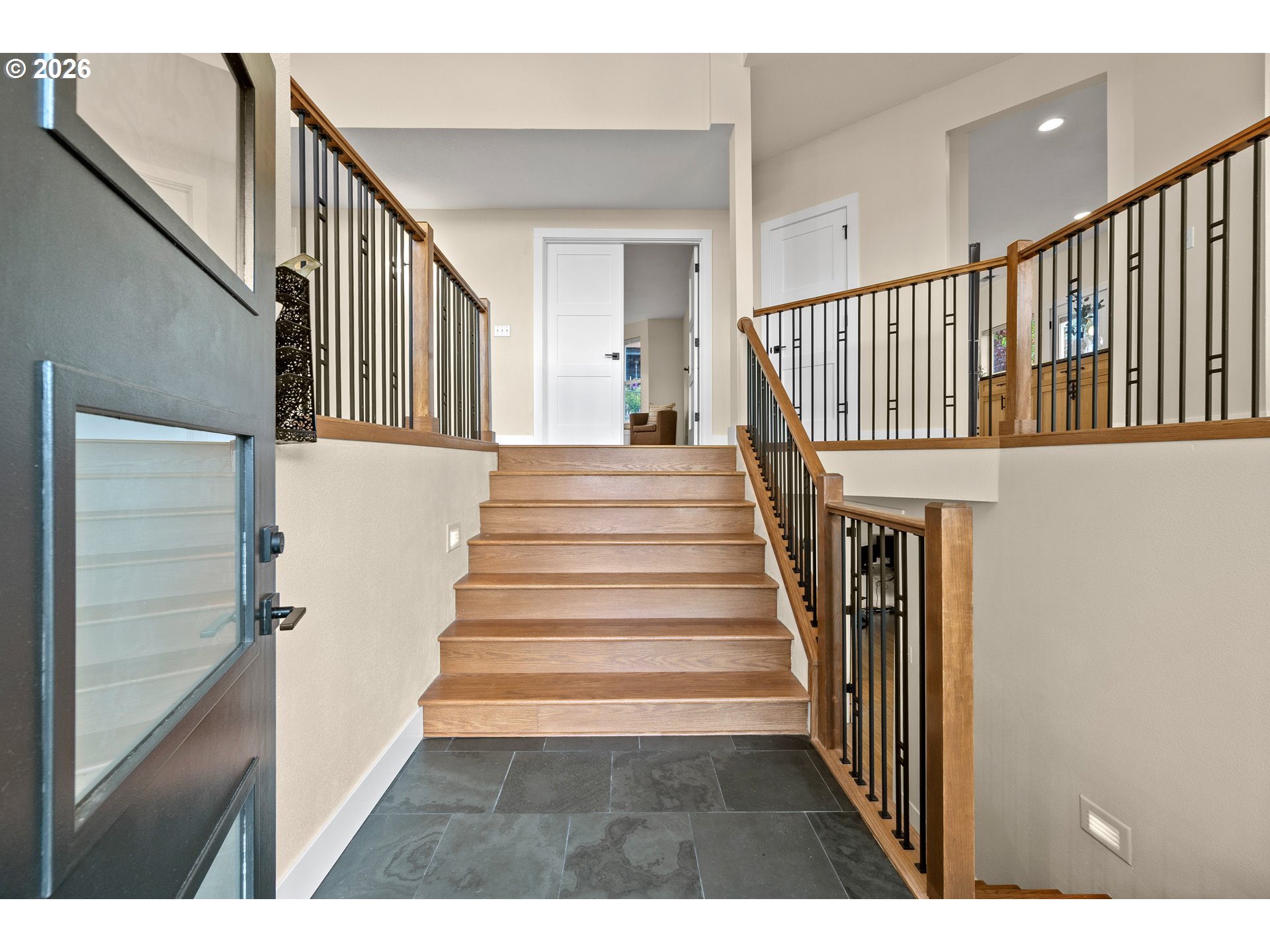 2709 NW 9TH AVE