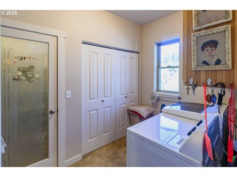 Tiny photo for 48482 E Meadow Way, Oakridge, OR 97463 (MLS # 127187877)