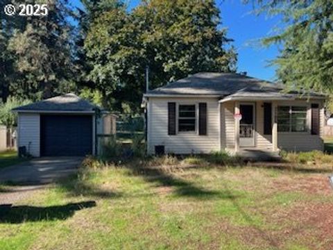 2105 SE 143RD AVE Portland OR 97233