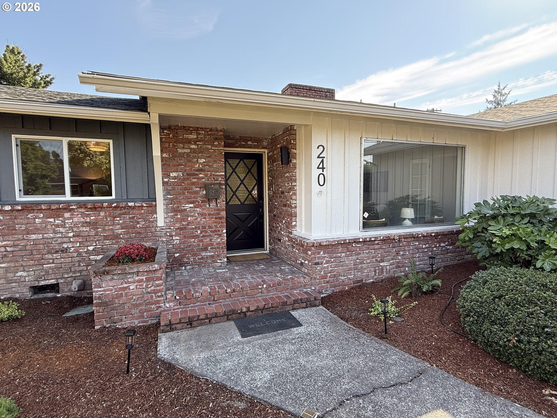 240 NW BAKER CREEK RD