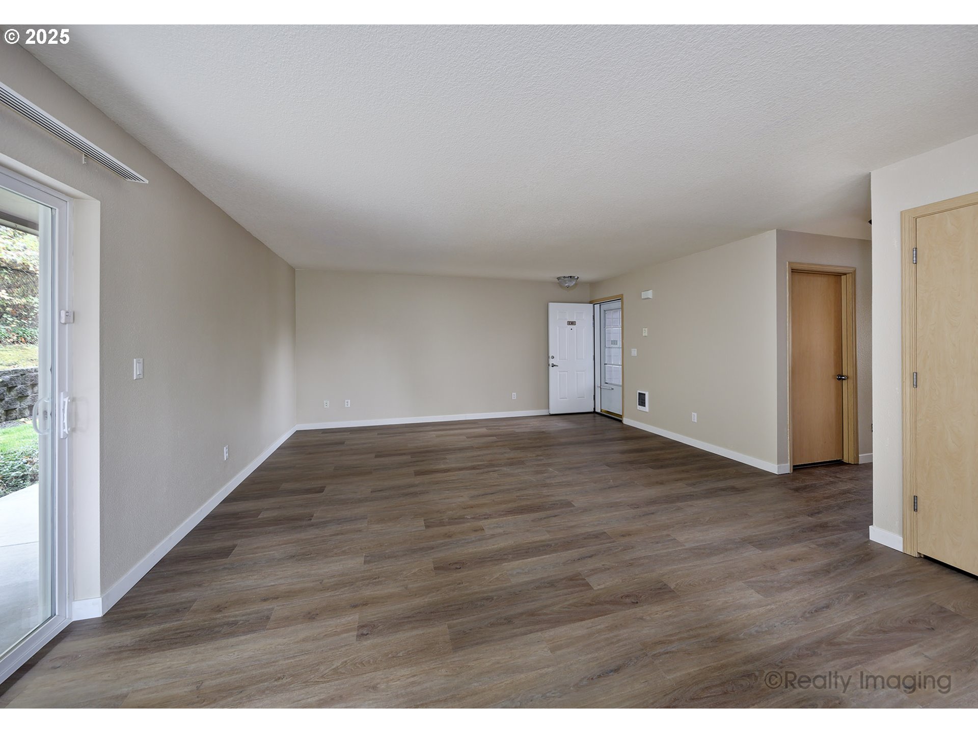14609 NE 20TH AVE C101