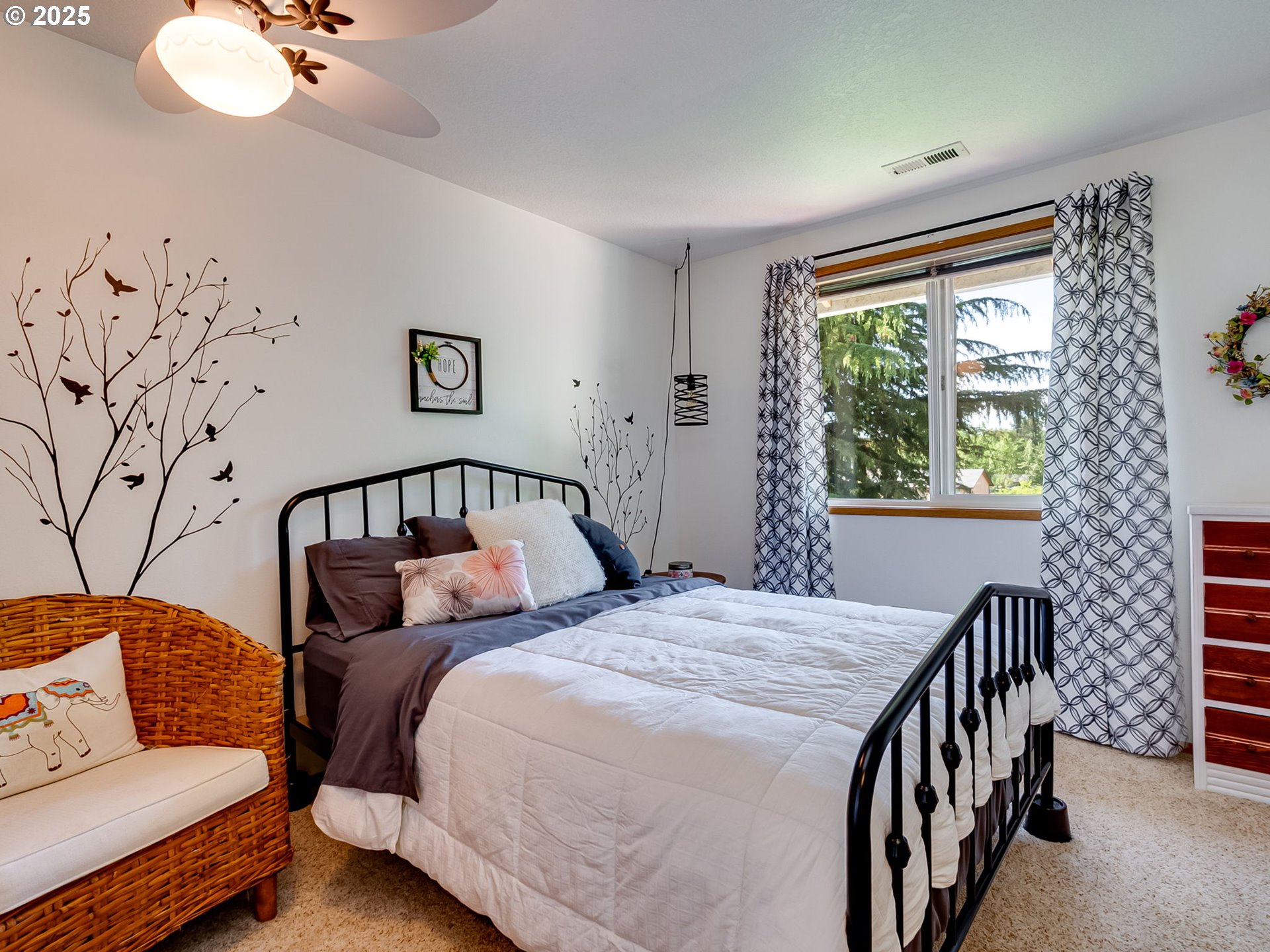 Vancouver, Washington 98662, United States, 4 Bedrooms Bedrooms, ,3 BathroomsBathrooms,Residential,Active,143436