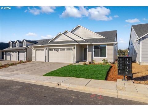 A home in Yamhill