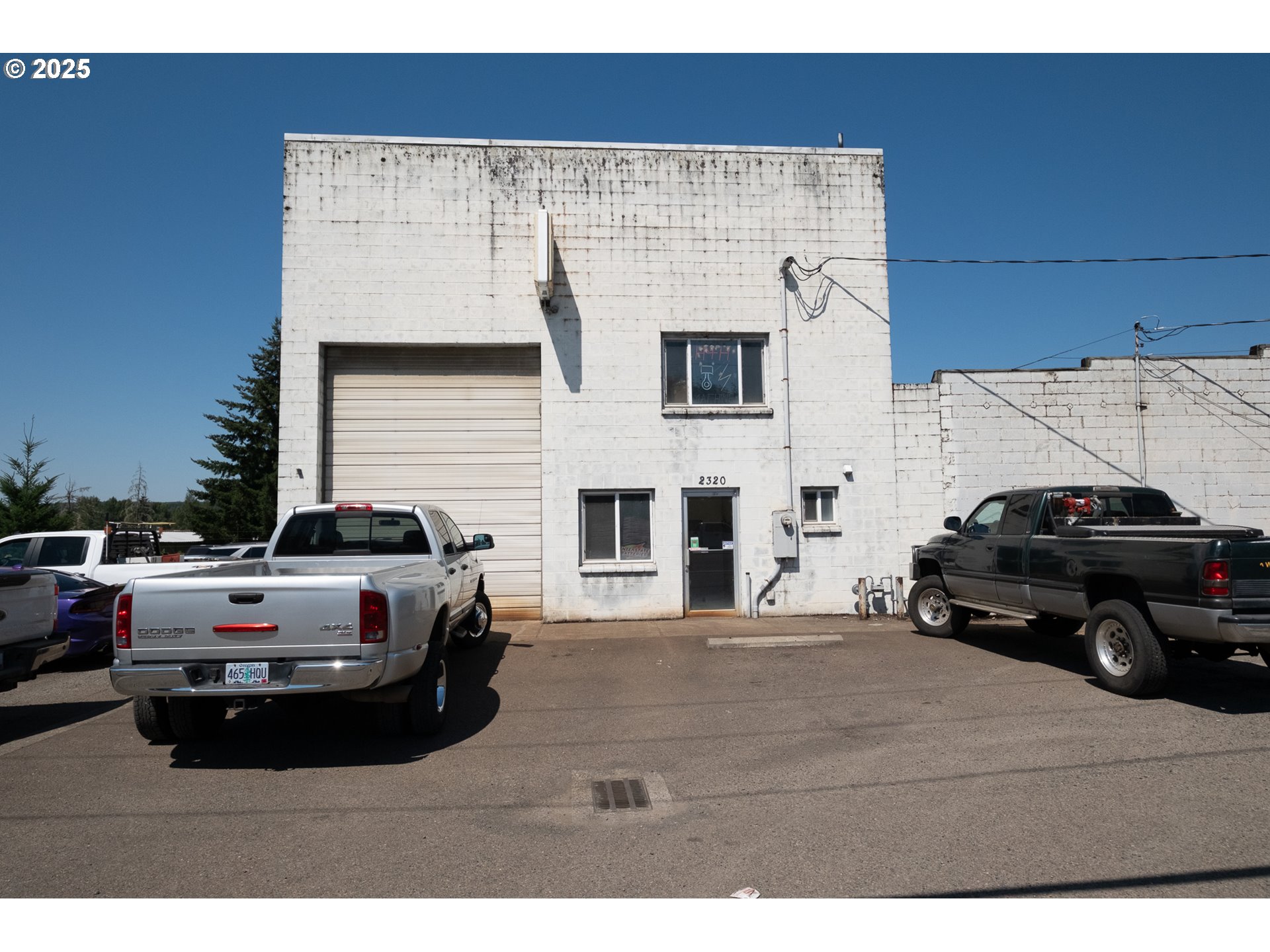 2324 MAIN ST