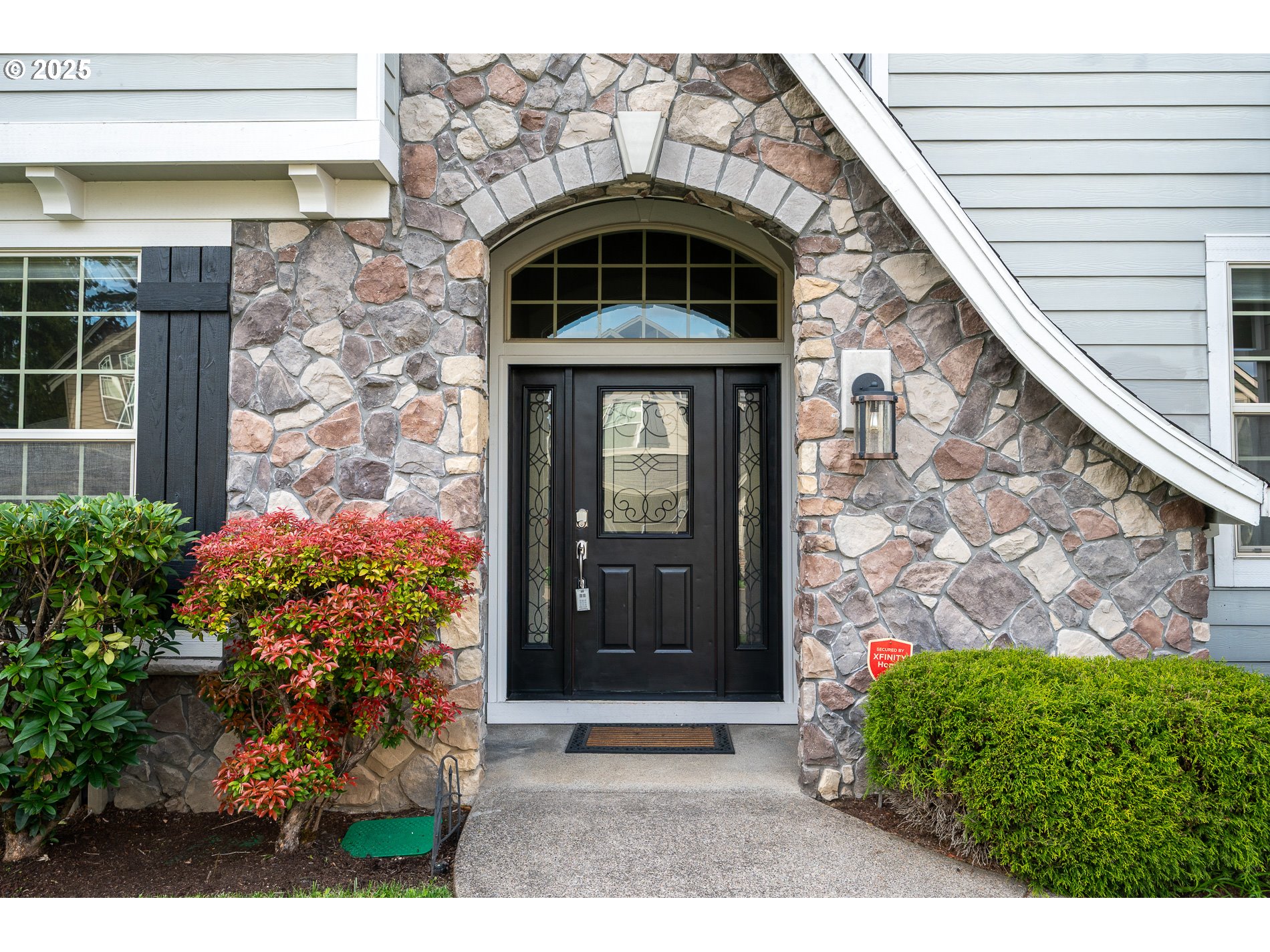 5237 SE CASTLE ROCK CT