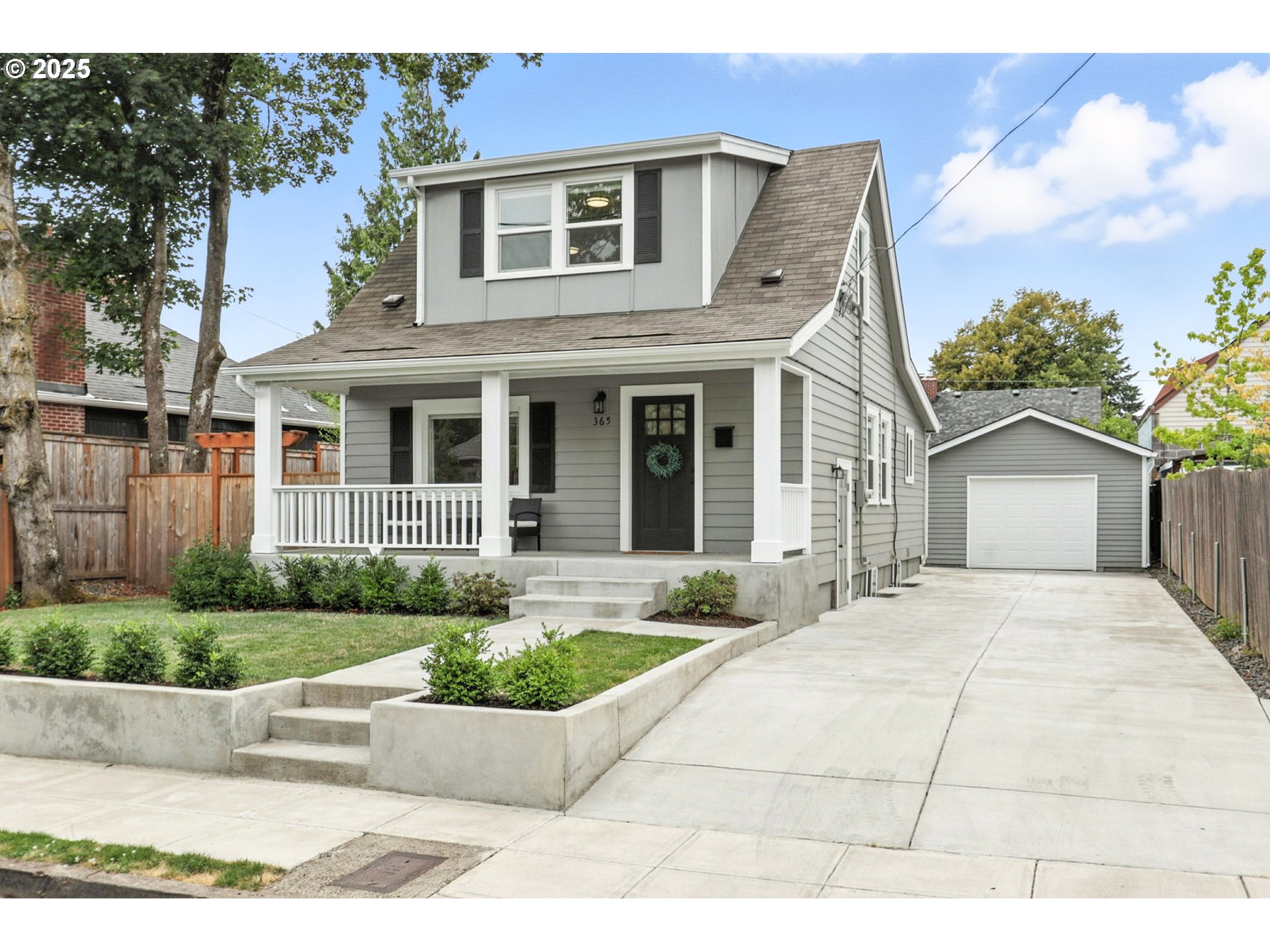 365 NE 72ND AVE NE