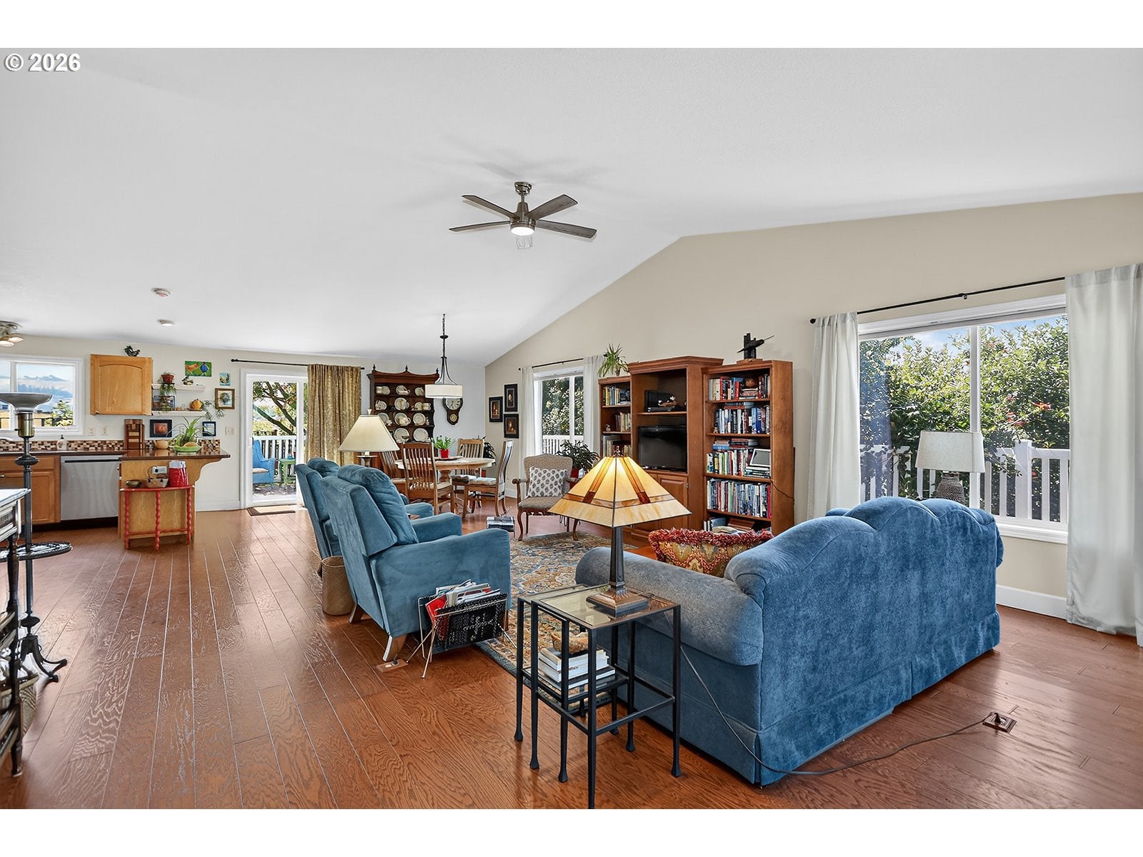 653 BRENTWOOD DR