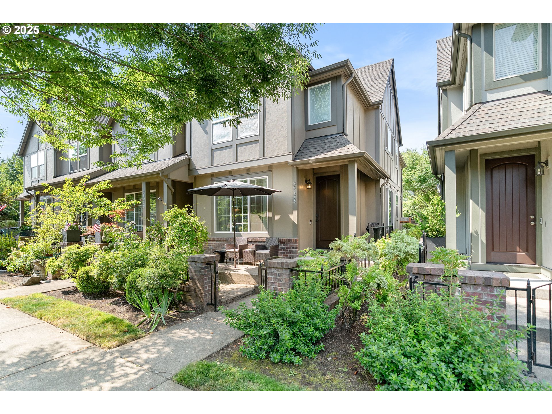 29273 SW VILLEBOIS DR