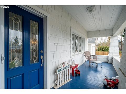 Tiny photo for 524 N 5th St, Creswell, OR 97426 (MLS # 725823556)