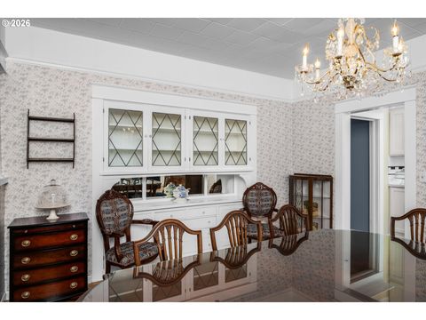 Tiny photo for 524 N 5th St, Creswell, OR 97426 (MLS # 725823556)