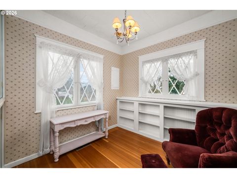 Tiny photo for 524 N 5th St, Creswell, OR 97426 (MLS # 725823556)