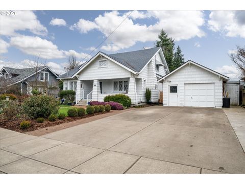 Tiny photo for 524 N 5th St, Creswell, OR 97426 (MLS # 725823556)