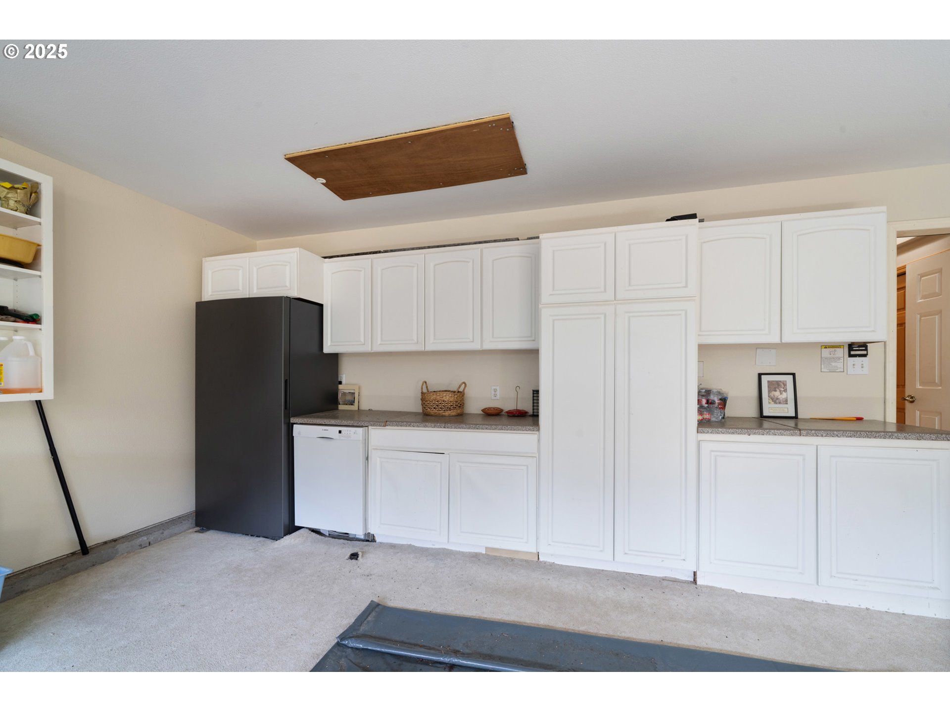 Oceanside, Oregon 97134, United States, 4 Bedrooms Bedrooms, ,4 BathroomsBathrooms,Residential,Active,104011