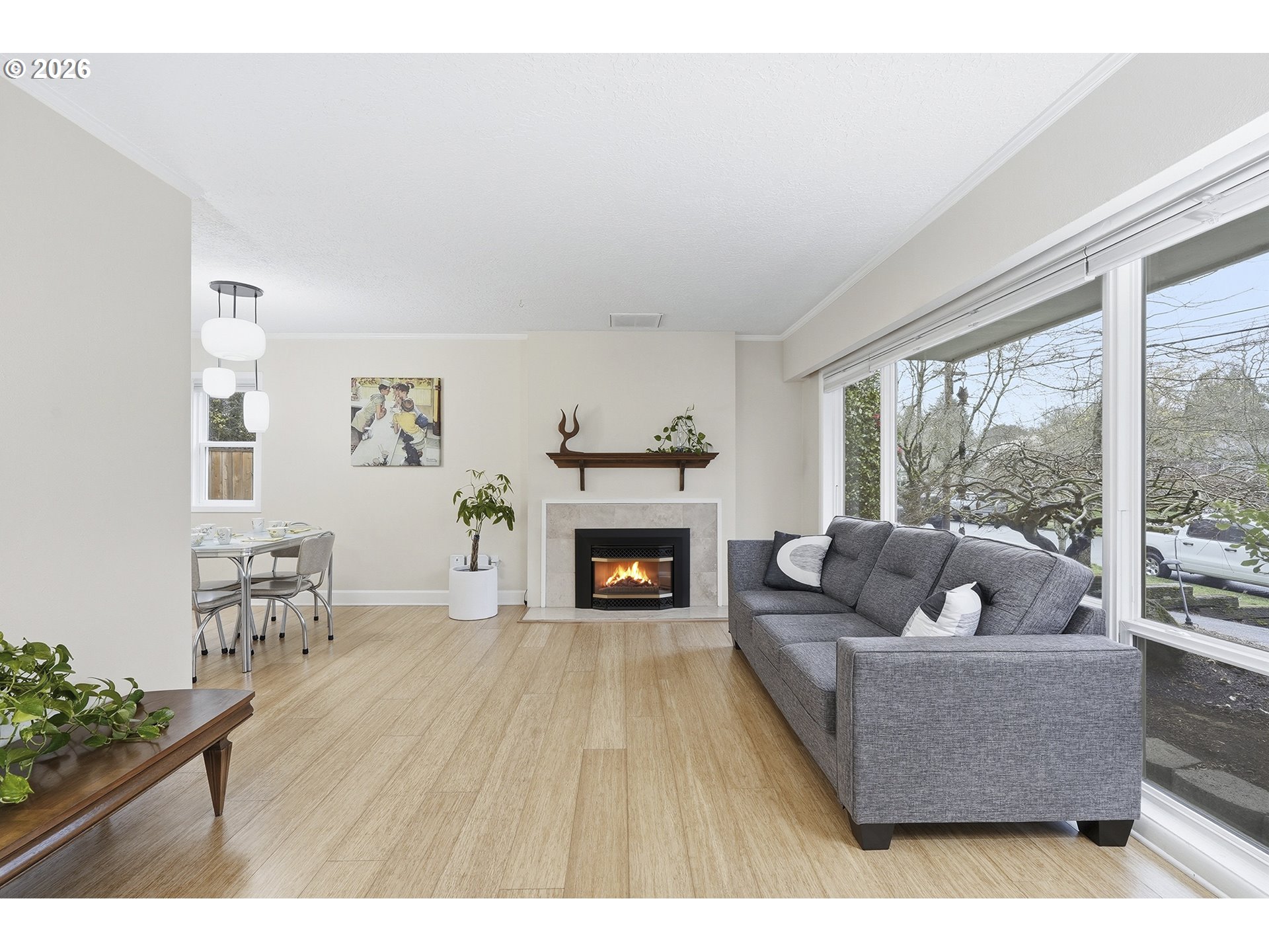 4005 SE LEXINGTON ST