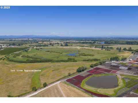 0 Duck Club CT Scappoose OR 97056