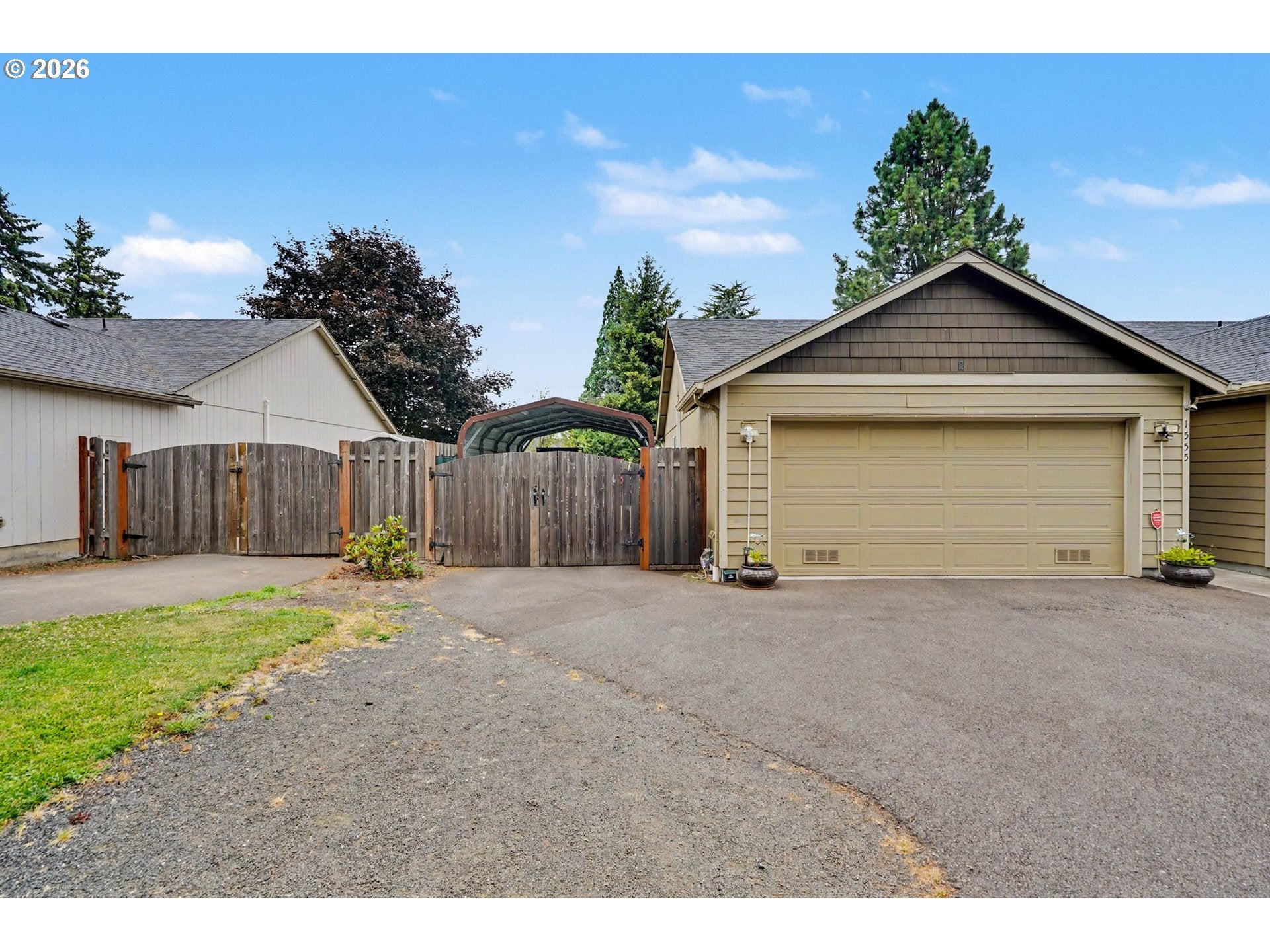 1555 CRIMSON CAP LN