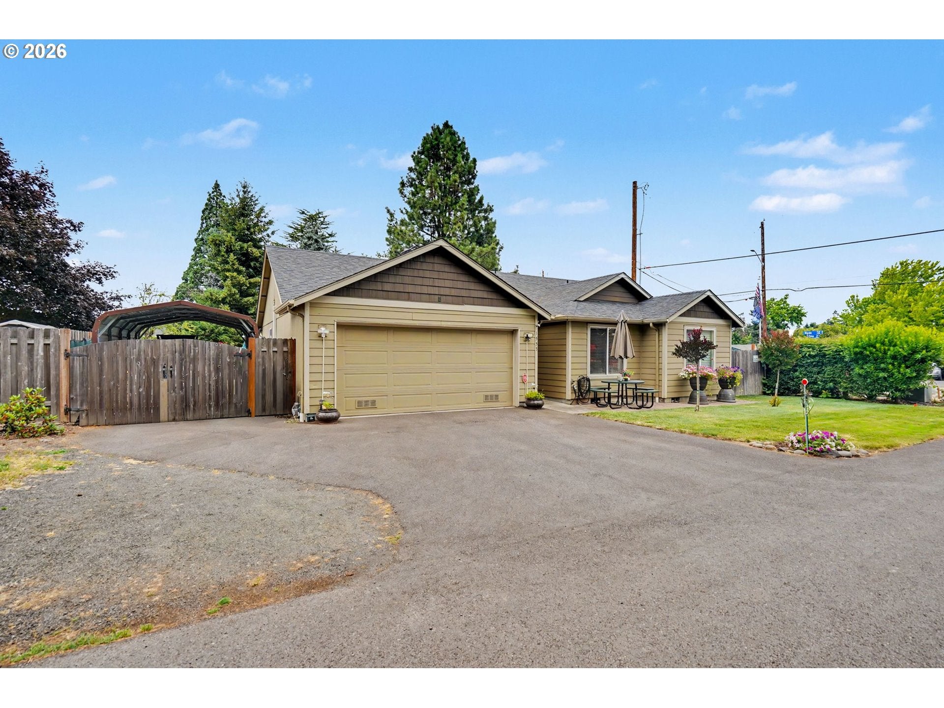 1555 CRIMSON CAP LN