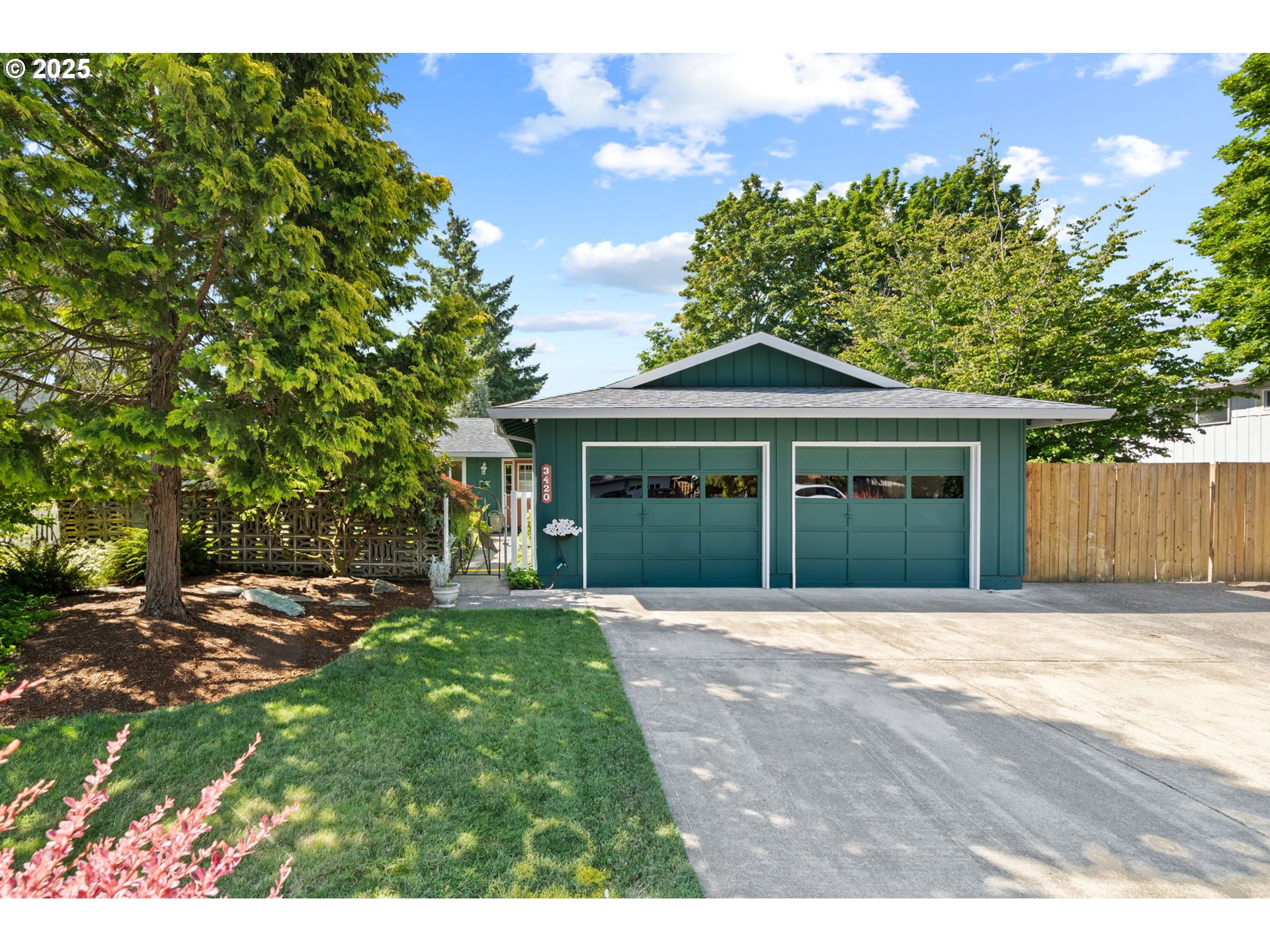 3420 SE EL CAMINO DR