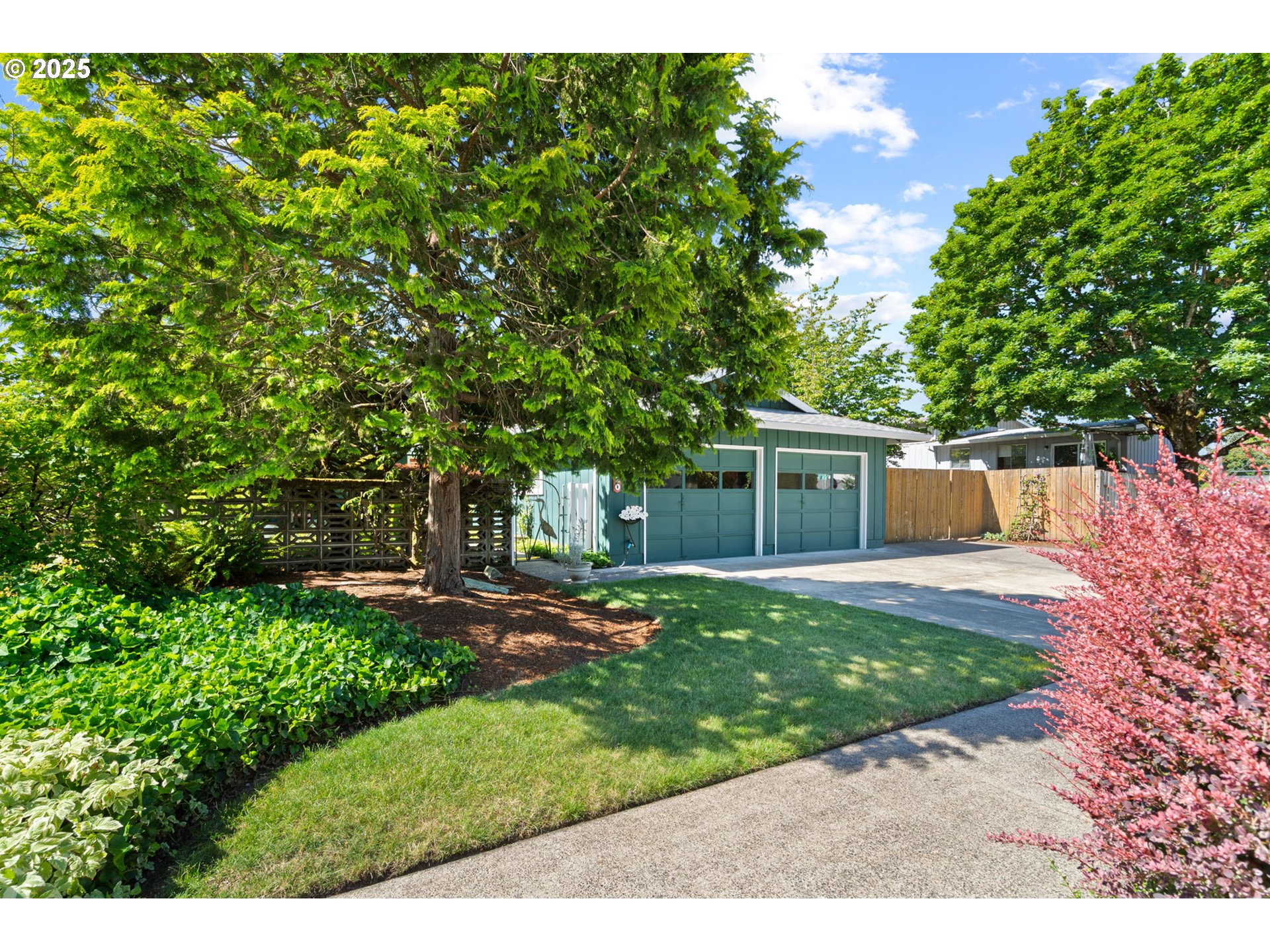 3420 SE EL CAMINO DR