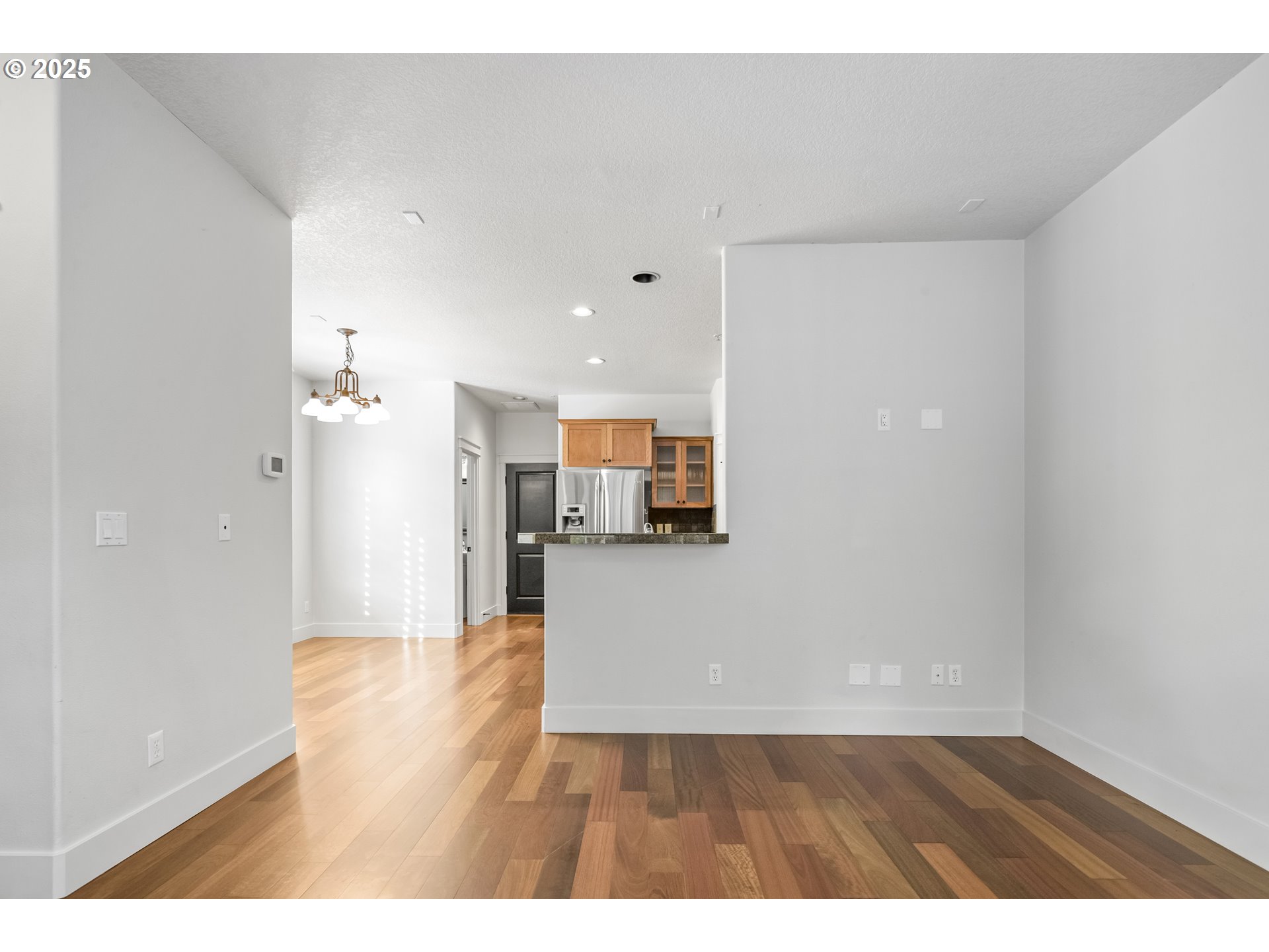 29291 SW VILLEBOIS DR S