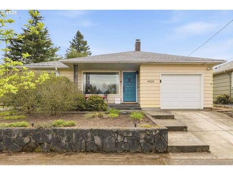 4424 SE EVERGREEN ST Portland OR 97206